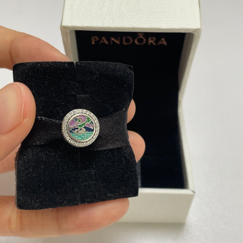 Pandora Alaska Northern Lights Reversible Charm